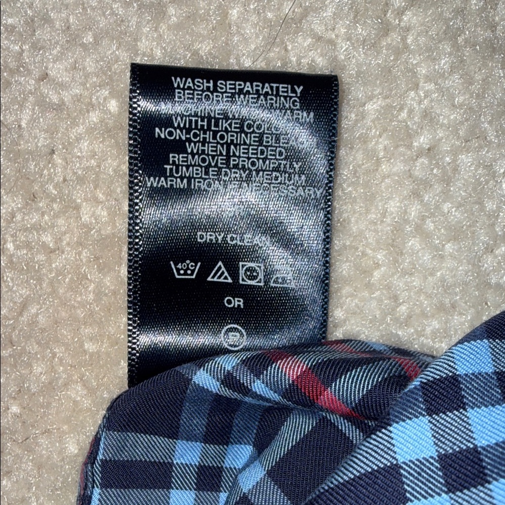 Men's Navy and Red Plaid Casual Short Sleeve Shirt-NWT - Picture 6 of 6
